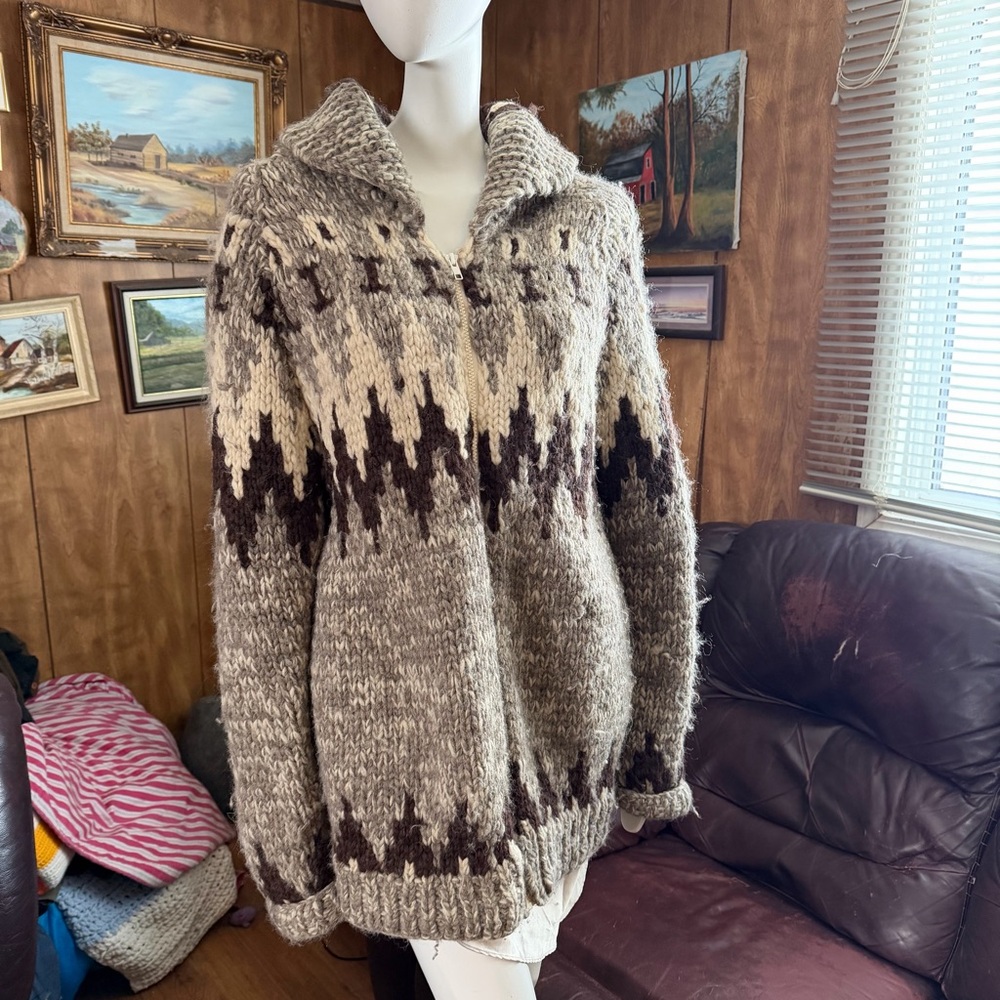Chunky Hooded Wool-Blend Sweater Cardigan in Taupe and Chocolate - Picture 2 of 5